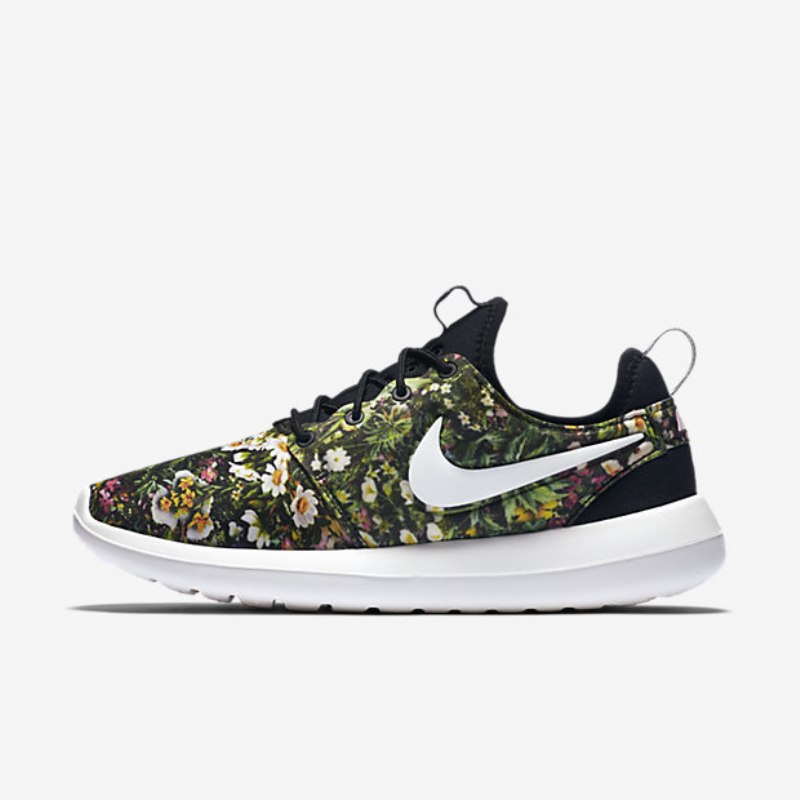 Nike Roshe Two Shoes Black Print Prism Pink White Toppi