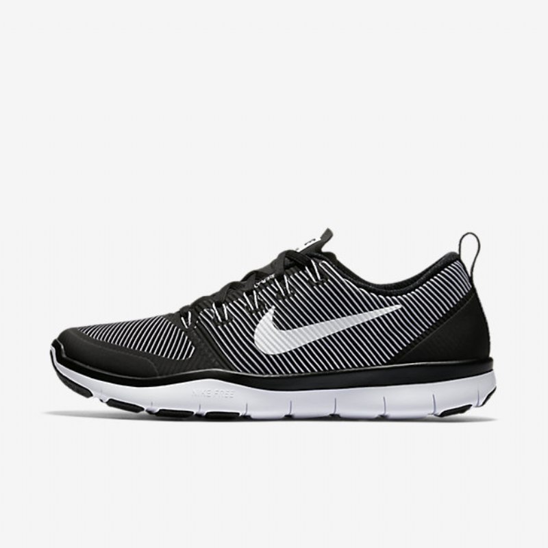Treenikengät Nike Free Miesten Train Versatility Black White