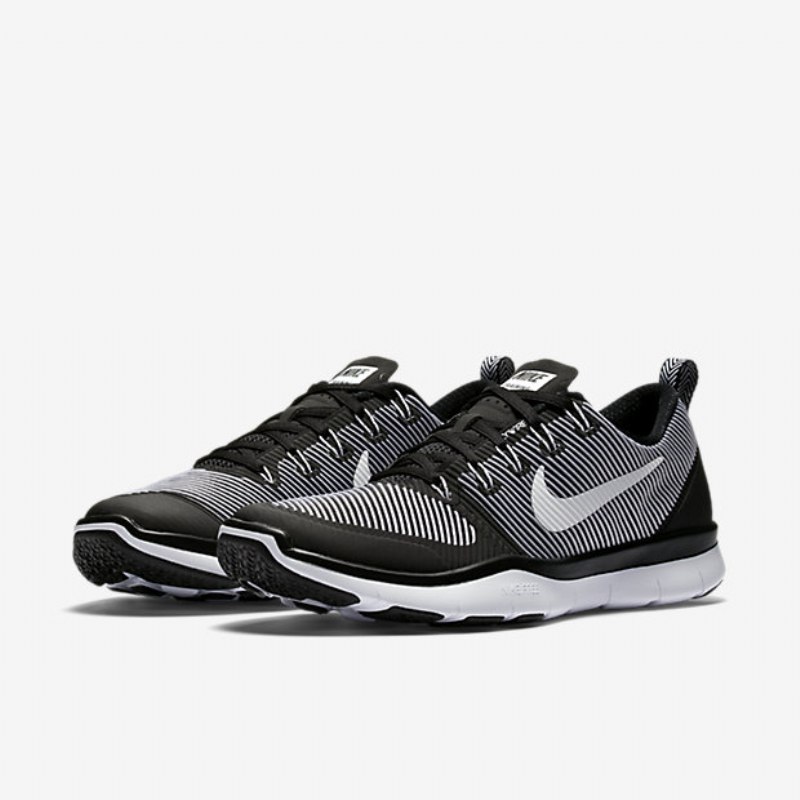 Treenikengät Nike Free Miesten Train Versatility Black White
