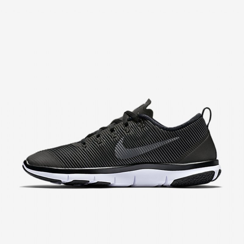 Treenikengät Nike Free Miesten Train Versatility Black White