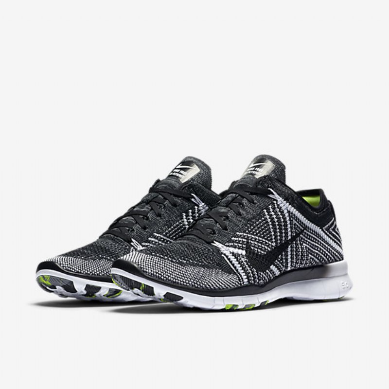 Treenikengät Nike Free Tr 5 Flyknit Naisten Black White Volt