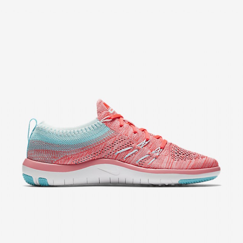 Treenikengät Nike Free Tr Focus Flyknit Naiset Melonikiilto Glacier Blue Total Crimson Polarisoitu