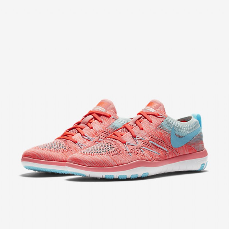 Treenikengät Nike Free Tr Focus Flyknit Naiset Melonikiilto Glacier Blue Total Crimson Polarisoitu