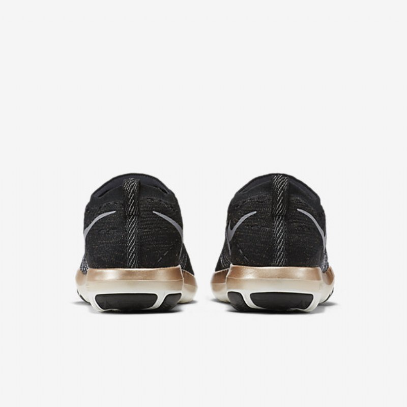 Treenikengät Nike Free Transform Flyknit Naiset Musta Pronssi Metallipunainen Summit Valkoinen Viileä Harmaa