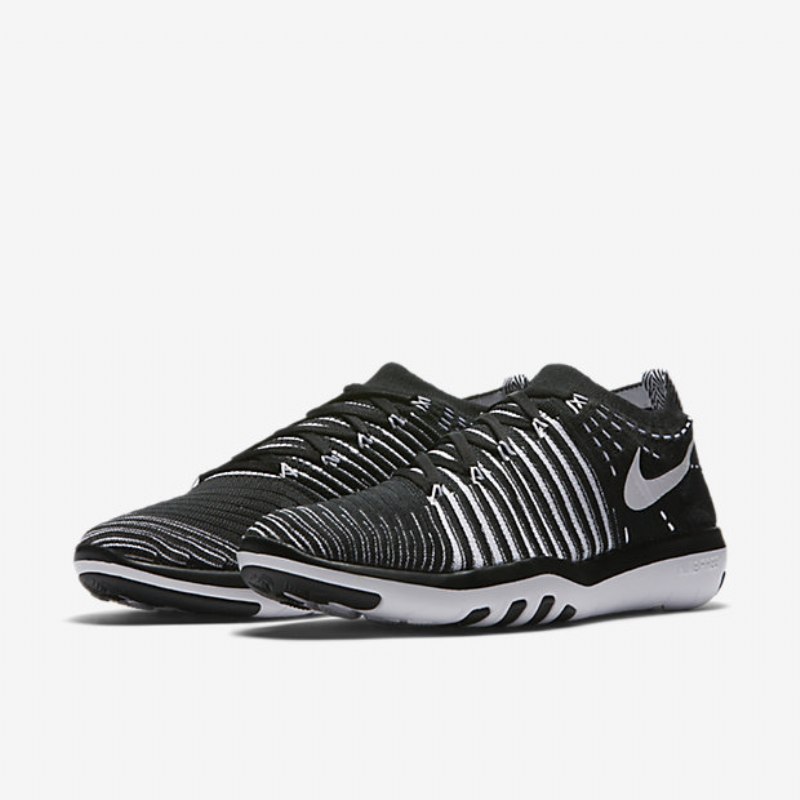 Treenikengät Nike Free Transform Flyknit Naisten Black White